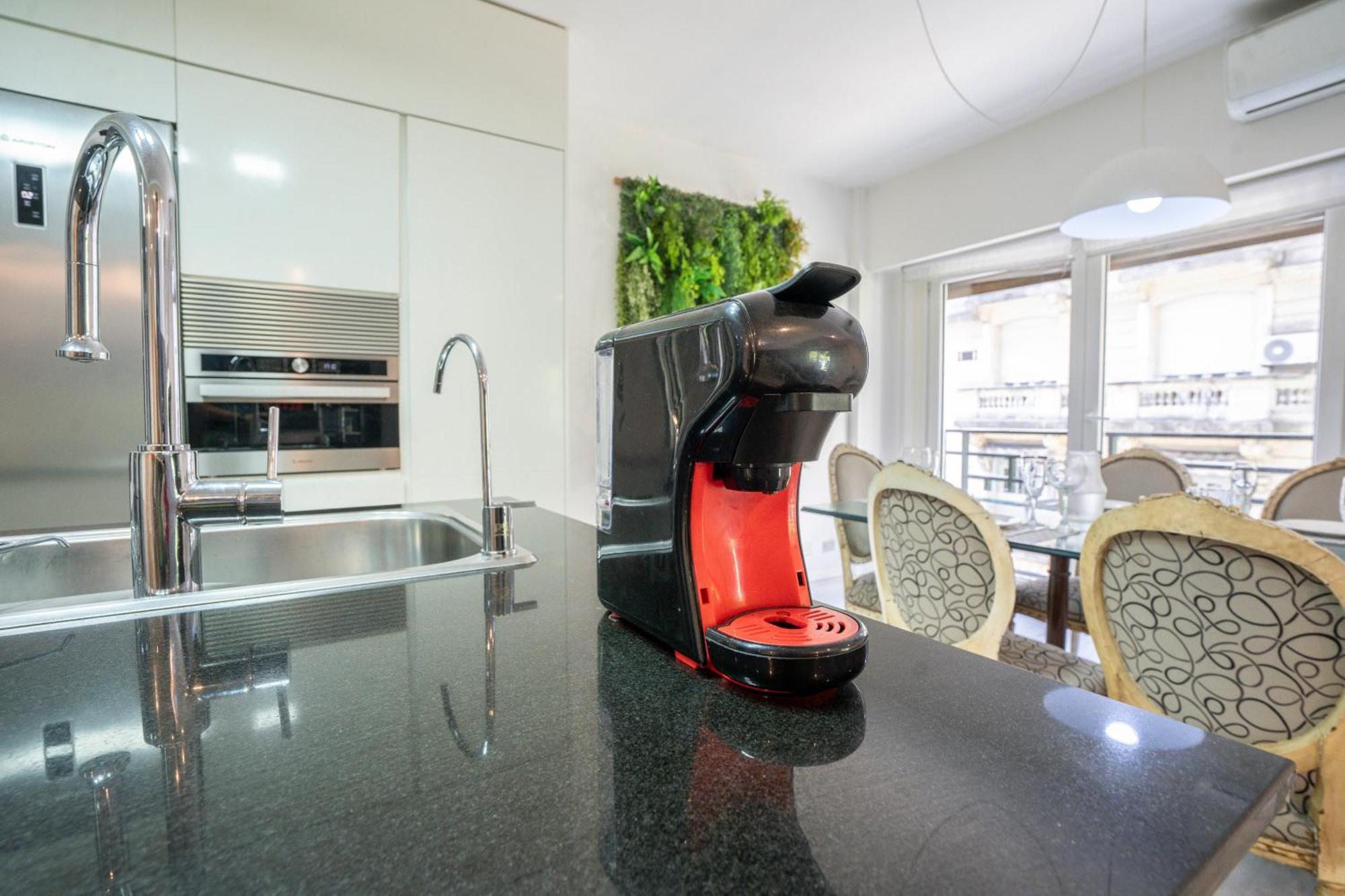 Apartment Lujoso Con Jacuzzi, 140m2 Ideal Para Familias Grandes En Retiro Buenos Aires