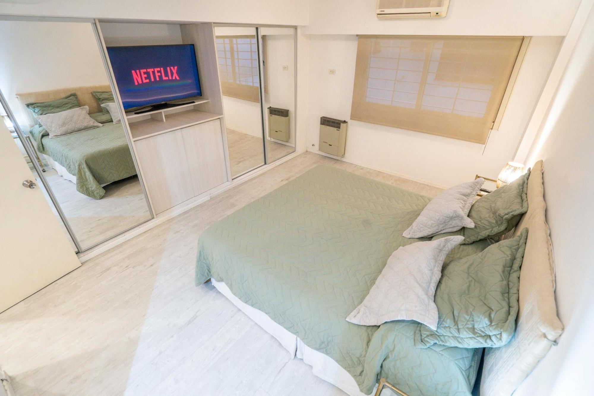 Lujoso Con Jacuzzi, 140m2 Ideal Para Familias Grandes En Retiro Apartment